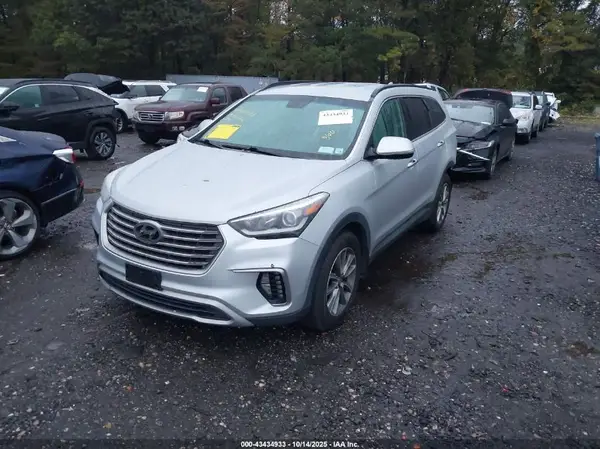 KM8SNDHF9KU301724 2019 HYUNDAI SANTA FE - Image 2