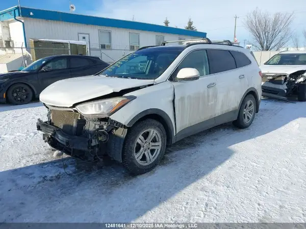 KM8SNDHFXGU146589 2016 HYUNDAI SANTA FE - Image 2