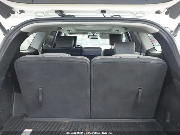 KM8SR4HF0HU172026 2017 HYUNDAI SANTA FE - Image 8