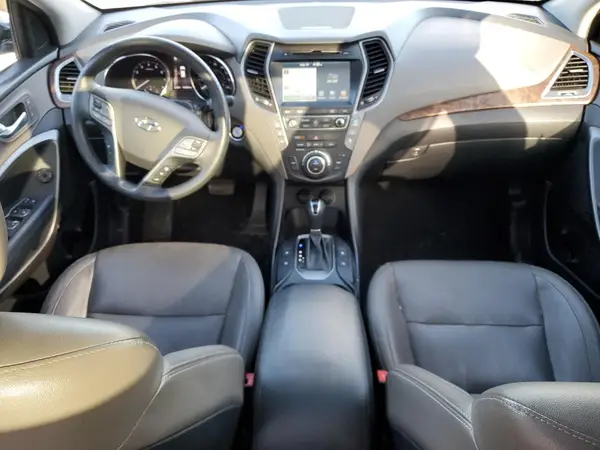 KM8SR4HF0HU181986 2017 HYUNDAI SANTA FE - Image 8