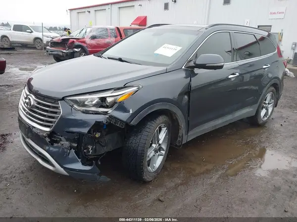 KM8SR4HF0HU194320 2017 HYUNDAI SANTA FE - Image 2