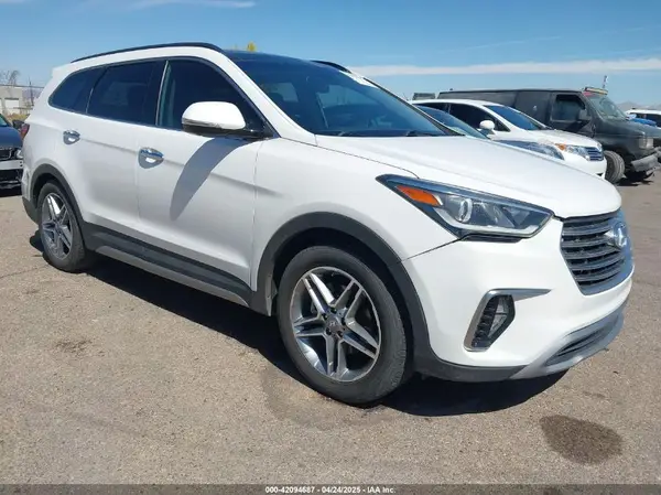 KM8SR4HF0HU194477 2017 HYUNDAI SANTA FE - Image 1