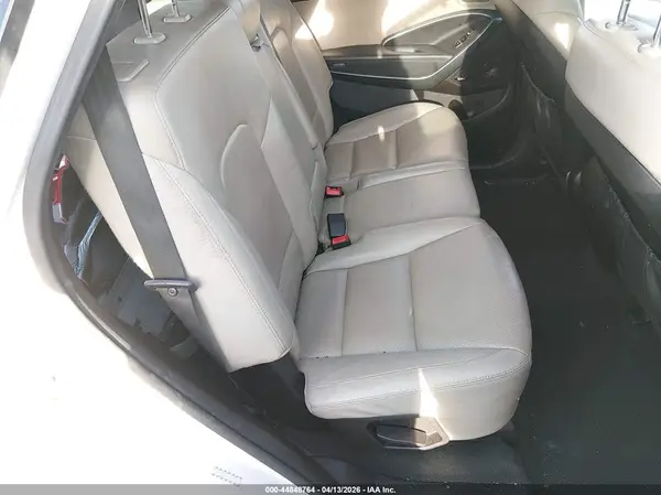 KM8SR4HF0HU238218 2017 HYUNDAI SANTA FE - Image 8