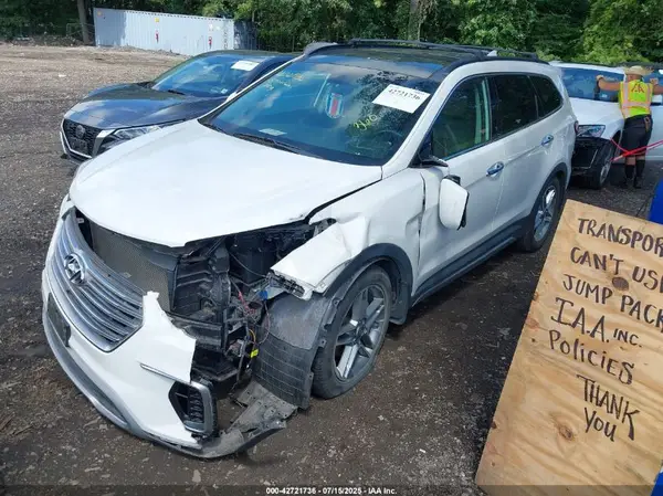 KM8SR4HF0JU270933 2018 HYUNDAI SANTA FE - Image 2