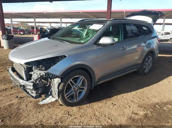 KM8SR4HF0JU290230 2018 HYUNDAI SANTA FE - Image 2