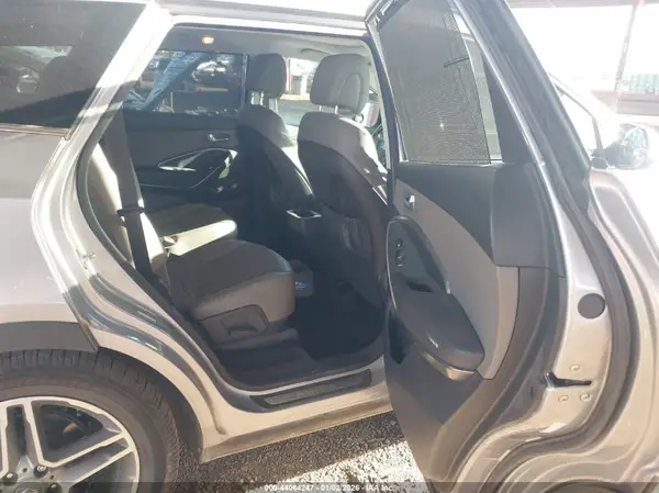 KM8SR4HF0JU290230 2018 HYUNDAI SANTA FE - Image 8