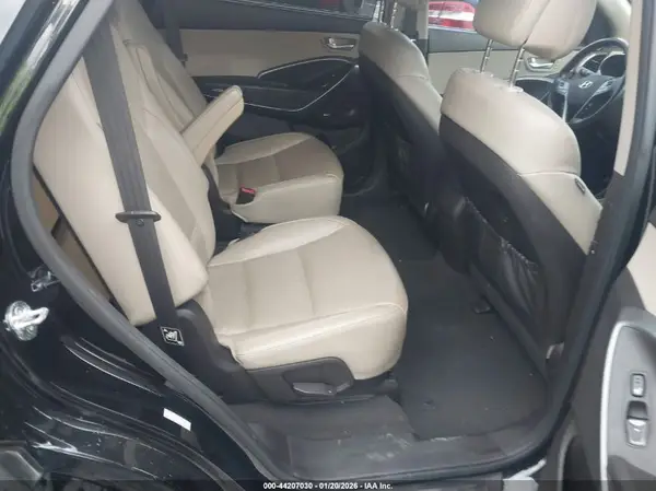 KM8SR4HF1GU136800 2016 HYUNDAI SANTA FE - Image 8