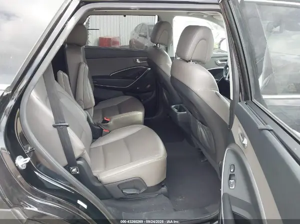 KM8SR4HF1HU184881 2017 HYUNDAI SANTA FE - Image 8