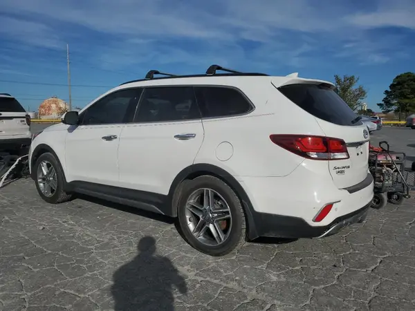KM8SR4HF1HU197744 2017 HYUNDAI SANTA FE - Image 2