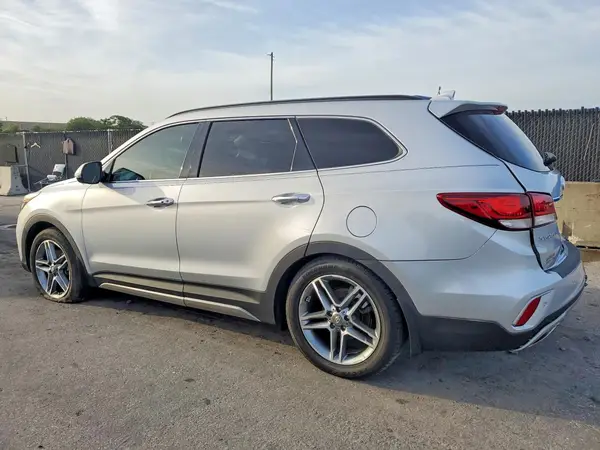 KM8SR4HF1HU209360 2017 HYUNDAI SANTA FE - Image 2