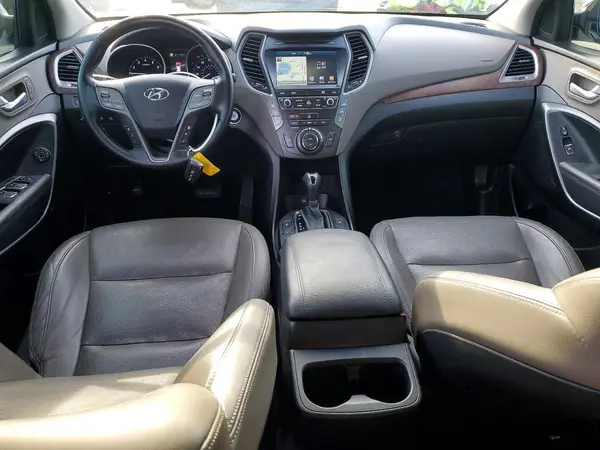 KM8SR4HF1HU209360 2017 HYUNDAI SANTA FE - Image 8