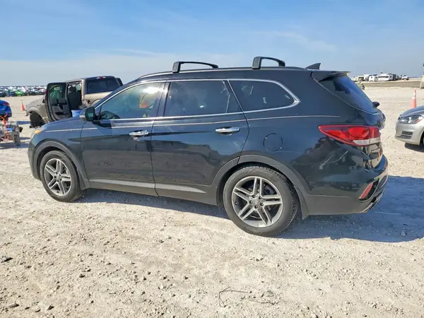 KM8SR4HF1JU268513 2018 HYUNDAI SANTA FE - Image 2