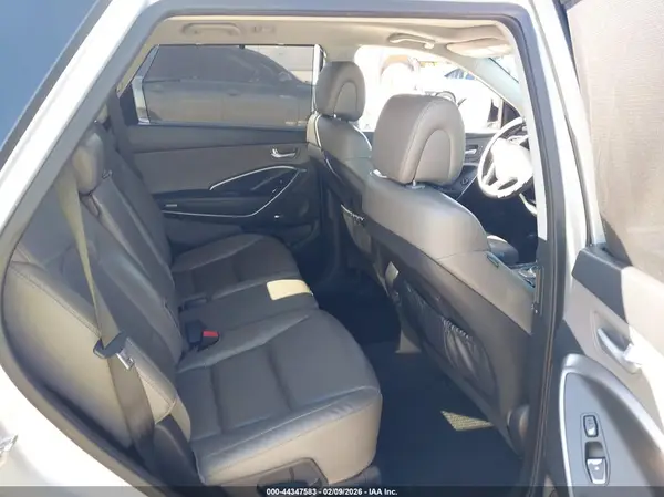KM8SR4HF2GU137003 2016 HYUNDAI SANTA FE - Image 8
