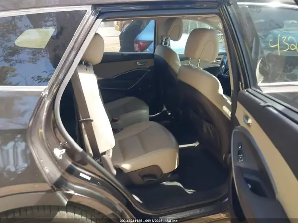 KM8SR4HF2GU164878 2016 HYUNDAI SANTA FE - Image 8