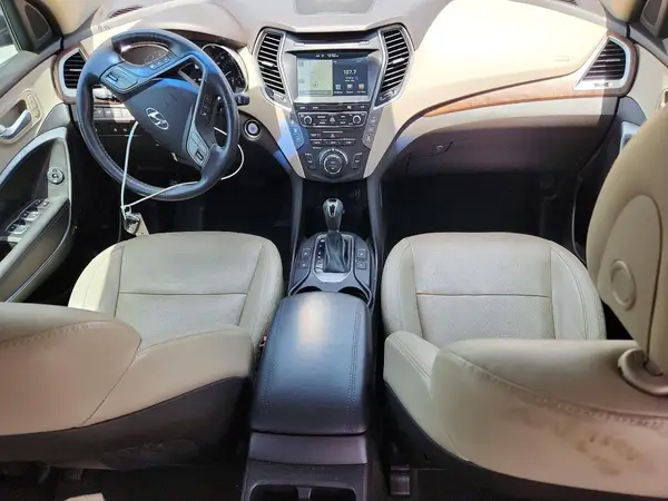 KM8SR4HF2HU169046 2017 HYUNDAI SANTA FE - Image 8
