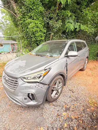 KM8SR4HF2HU185683 2017 HYUNDAI SANTA FE - Image 2