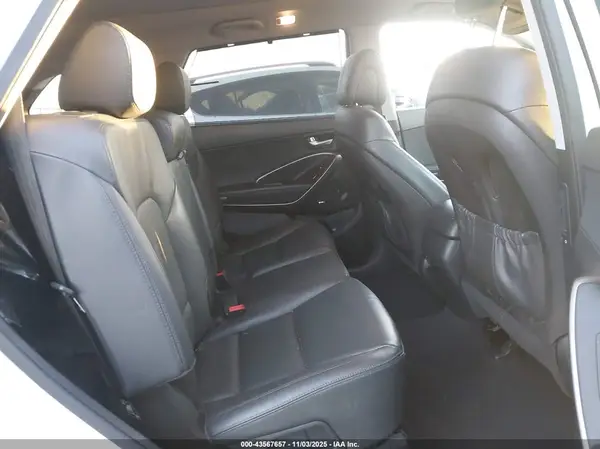 KM8SR4HF2HU195176 2017 HYUNDAI SANTA FE - Image 8