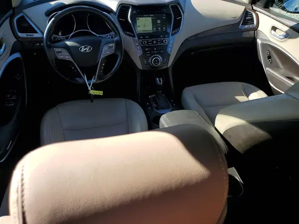 KM8SR4HF2HU195601 2017 HYUNDAI SANTA FE - Image 8