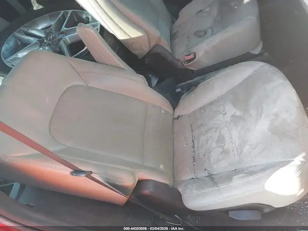 KM8SR4HF2HU204541 2017 HYUNDAI SANTA FE - Image 8
