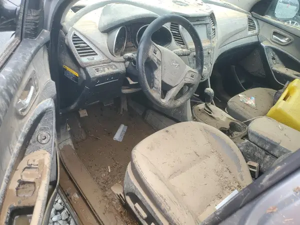KM8SR4HF2HU209321 2017 HYUNDAI SANTA FE - Image 8