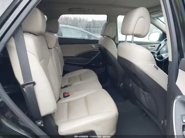 KM8SR4HF2HU213787 2017 HYUNDAI SANTA FE - Image 8
