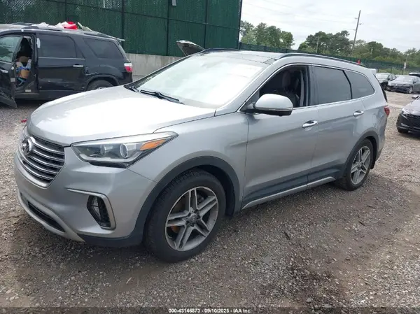 KM8SR4HF2JU257827 2018 HYUNDAI SANTA FE - Image 2