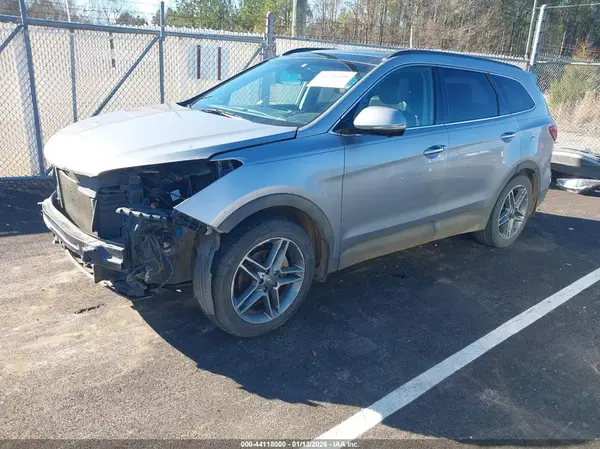 KM8SR4HF2JU294070 2018 HYUNDAI SANTA FE - Image 2