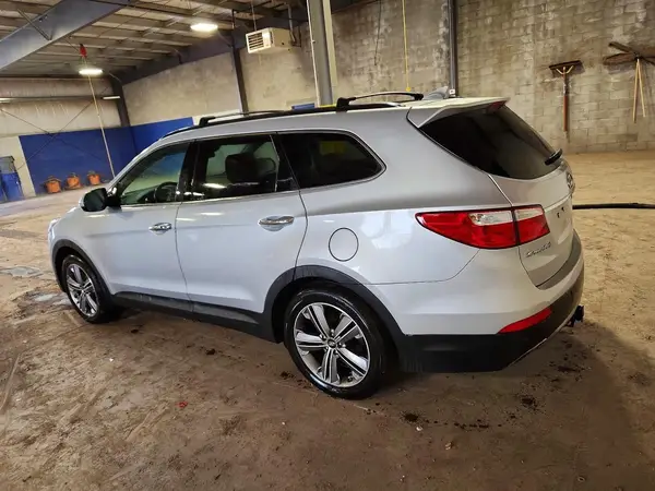KM8SR4HF3GU135583 2016 HYUNDAI SANTA FE - Image 2
