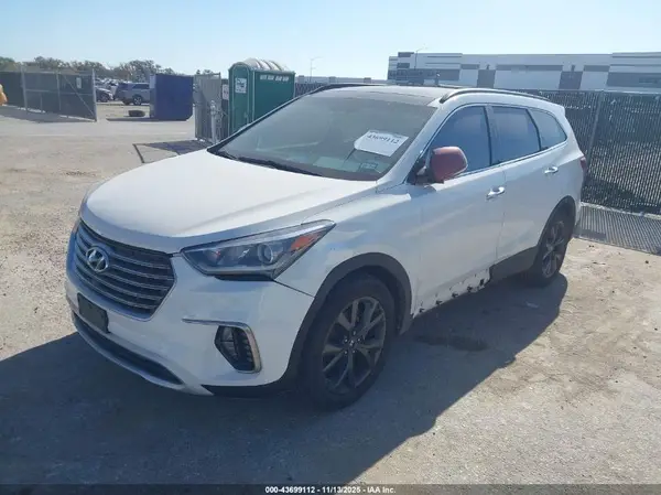 KM8SR4HF3HU168746 2017 HYUNDAI SANTA FE - Image 2