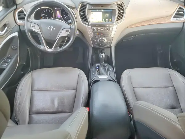 KM8SR4HF3HU186227 2017 HYUNDAI SANTA FE - Image 8