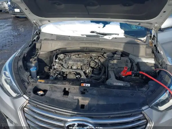 KM8SR4HF3HU244594 2017 HYUNDAI SANTA FE - Image 8