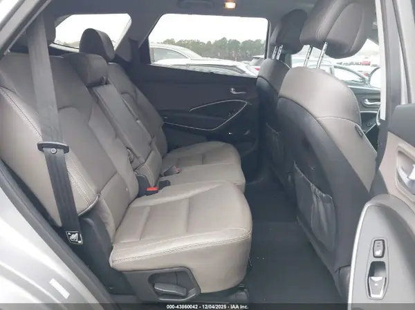 KM8SR4HF3HU254347 2017 HYUNDAI SANTA FE - Image 8