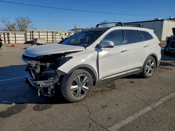 KM8SR4HF4GU132661 2016 HYUNDAI SANTA FE - Image 1