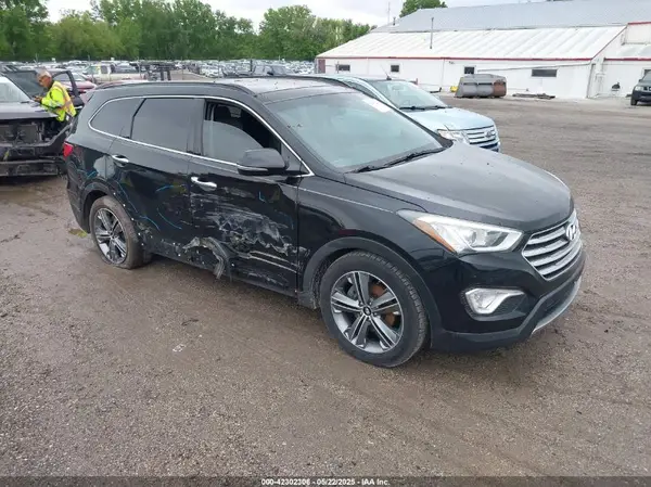 KM8SR4HF4GU132952 2016 HYUNDAI SANTA FE - Image 1