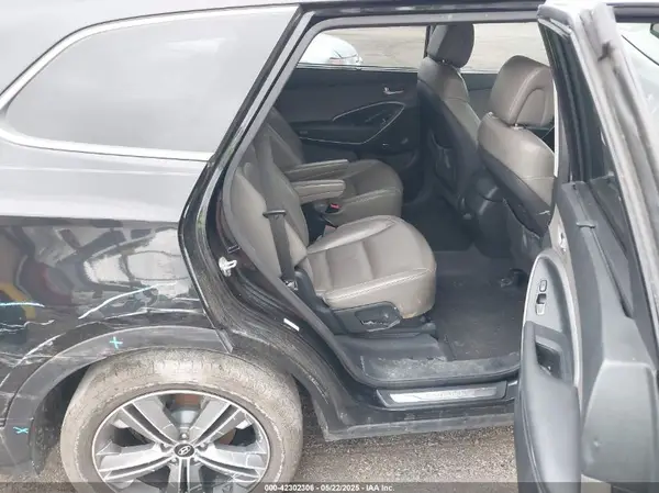 KM8SR4HF4GU132952 2016 HYUNDAI SANTA FE - Image 8