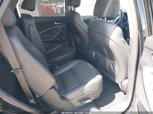KM8SR4HF4GU134510 2016 HYUNDAI SANTA FE - Image 8