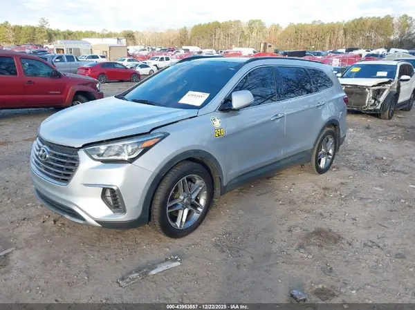 KM8SR4HF4HU193235 2017 HYUNDAI SANTA FE - Image 2