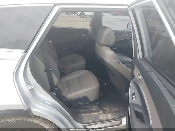 KM8SR4HF4HU194255 2017 HYUNDAI SANTA FE - Image 8