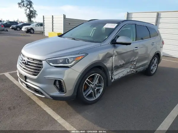 KM8SR4HF4HU240182 2017 HYUNDAI SANTA FE - Image 2