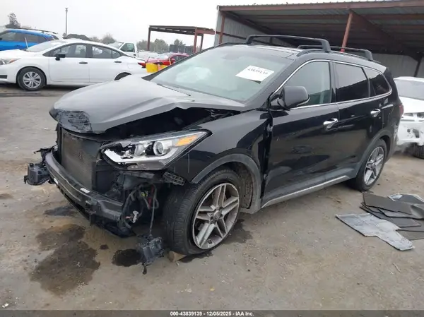 KM8SR4HF4HU250145 2017 HYUNDAI SANTA FE - Image 2