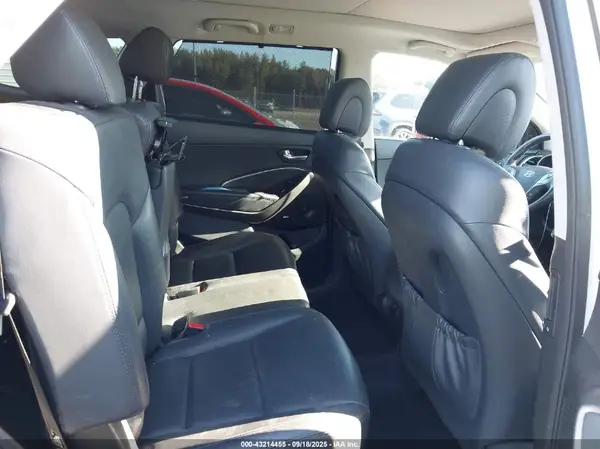 KM8SR4HF4HU251182 2017 HYUNDAI SANTA FE - Image 8