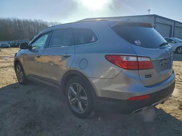 KM8SR4HF5GU140574 2016 HYUNDAI SANTA FE - Image 2