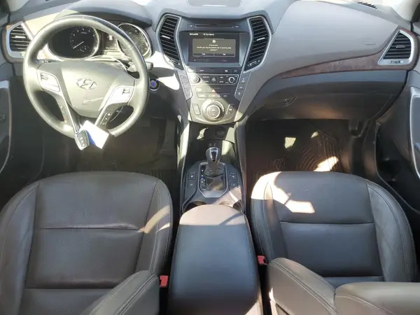 KM8SR4HF5HU165766 2017 HYUNDAI SANTA FE - Image 8