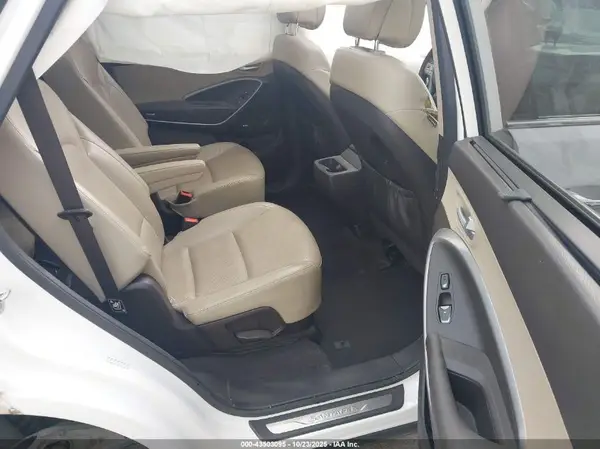 KM8SR4HF5HU182583 2017 HYUNDAI SANTA FE - Image 8