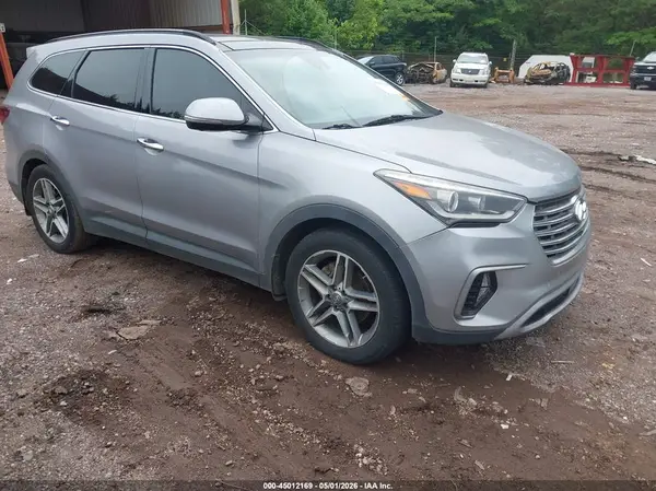KM8SR4HF5HU185211 2017 HYUNDAI SANTA FE - Image 1