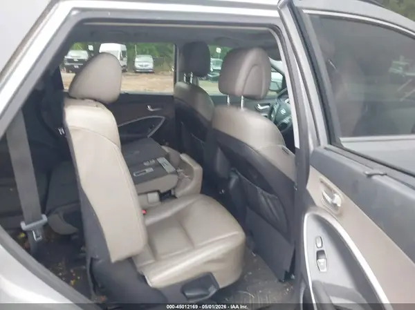 KM8SR4HF5HU185211 2017 HYUNDAI SANTA FE - Image 8