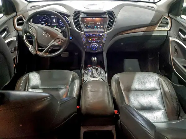 KM8SR4HF5HU185726 2017 HYUNDAI SANTA FE - Image 8