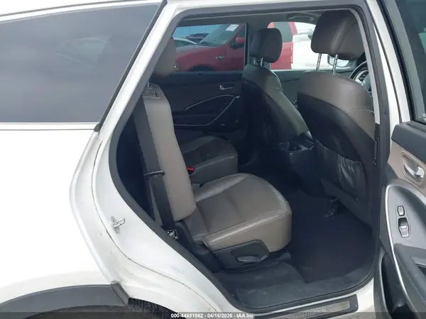 KM8SR4HF5HU227490 2017 HYUNDAI SANTA FE - Image 8