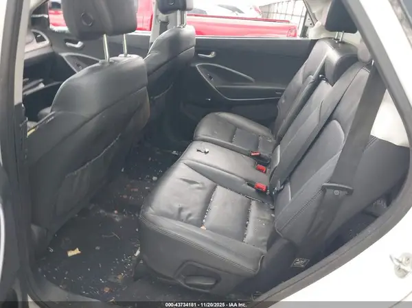 KM8SR4HF5HU229157 2017 HYUNDAI SANTA FE - Image 8