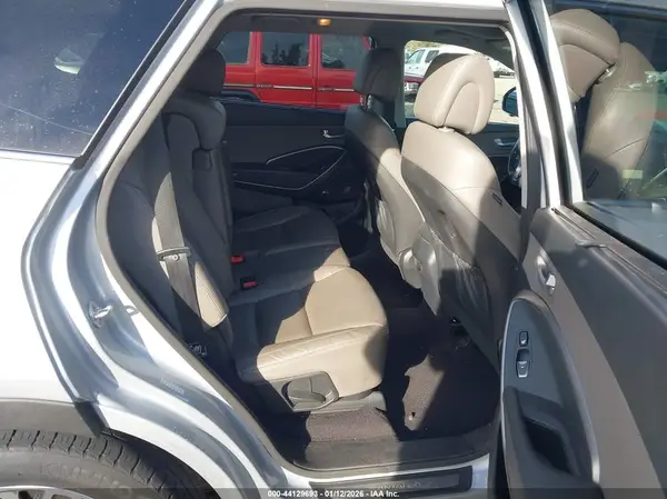 KM8SR4HF5HU236254 2017 HYUNDAI SANTA FE - Image 8